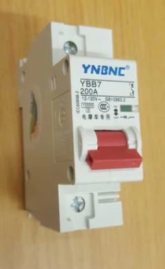 DC Circuit Breaker 200A 12-120V DC 1000W Solar Circuit Breaker